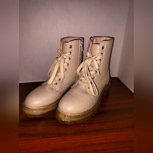 Sugar Kaedy Cream leather Ankle boots size 7